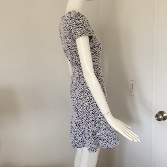 Michael Kors Floral Knit Jacquard Flounce Dress - Picture 5 of 8